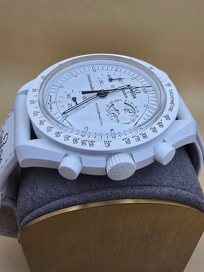 Omega x Swatch Snoopy Mission to the Moonphase white full set