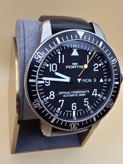 Fortis B42 Cosmonaut Day Date Titanium