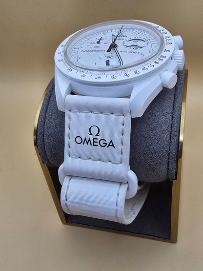 Omega x Swatch Snoopy Mission to the Moonphase white full set