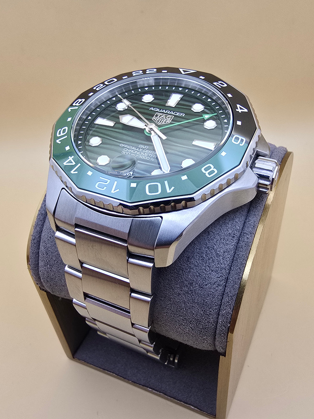 TAG Heuer Aquaracer Green GMT Ceramic 42mm full set 2025 3000eur
