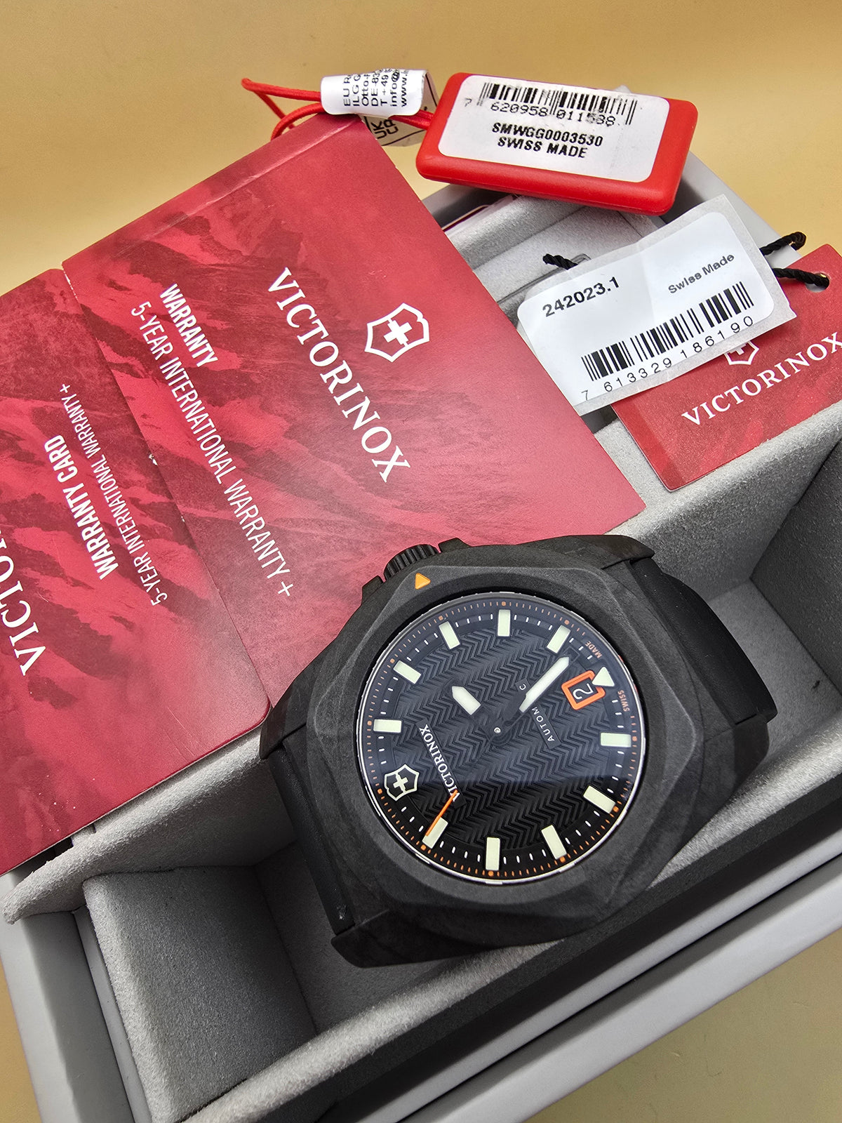 Swiss Army Carbon I.N.O.X. Automatic 41mm full set