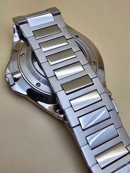 Claude Bernard Clasic Automatic 42mm cutie originală