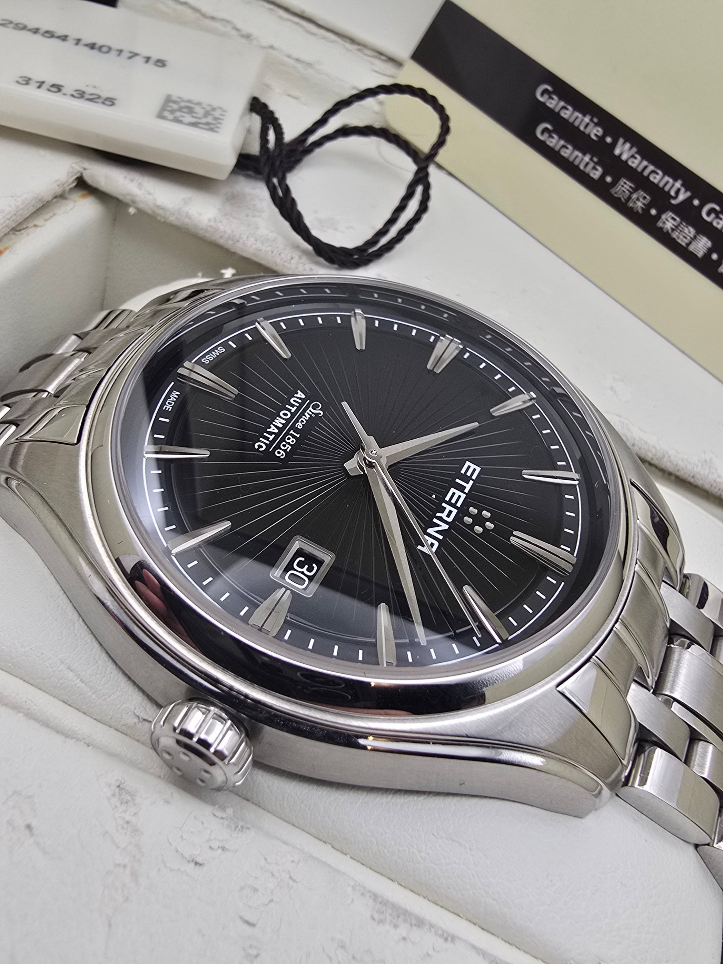 Eterna Avant-Garde Date Black full set