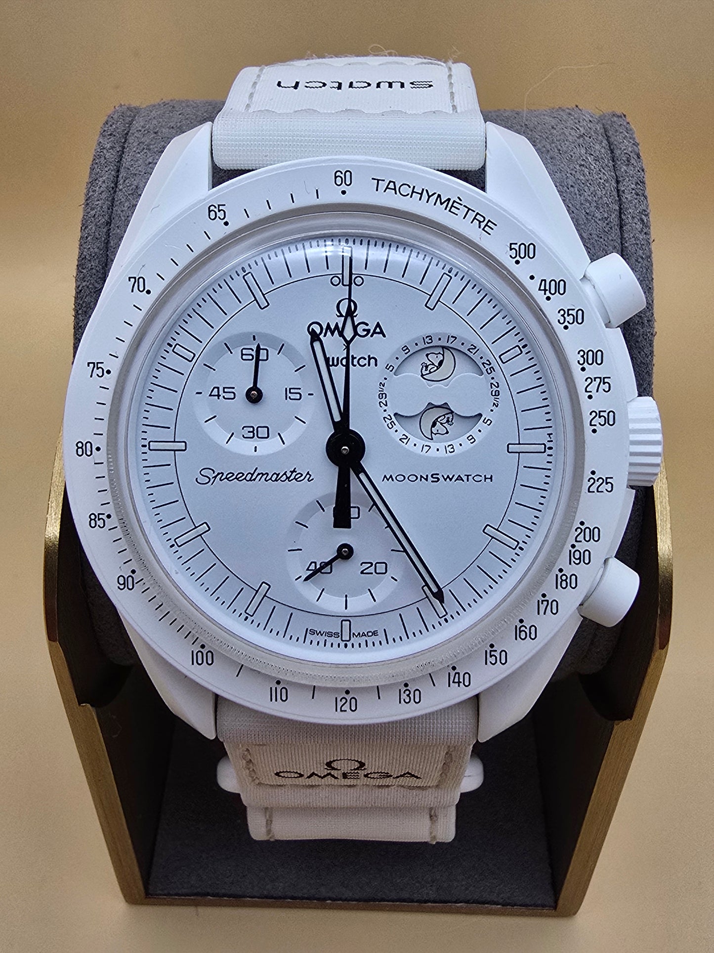 Omega x Swatch Snoopy Mission to the Moonphase white full set