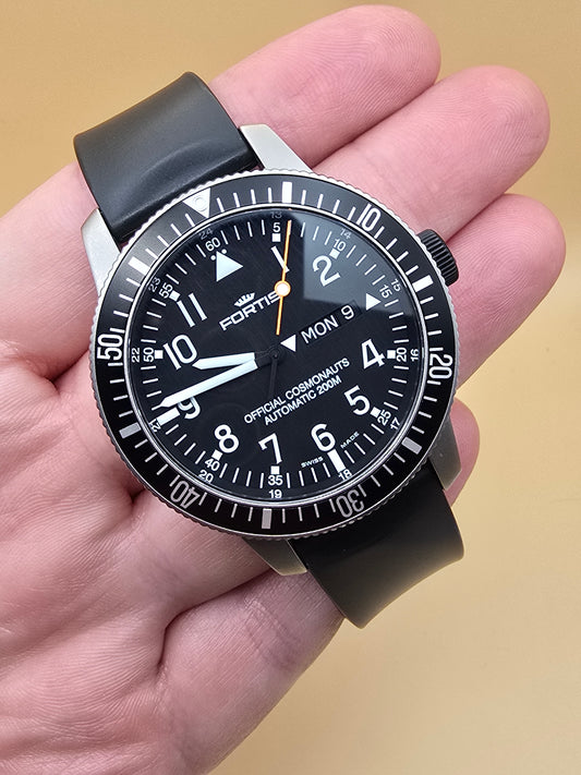 Fortis B42 Cosmonaut Day Date Titanium