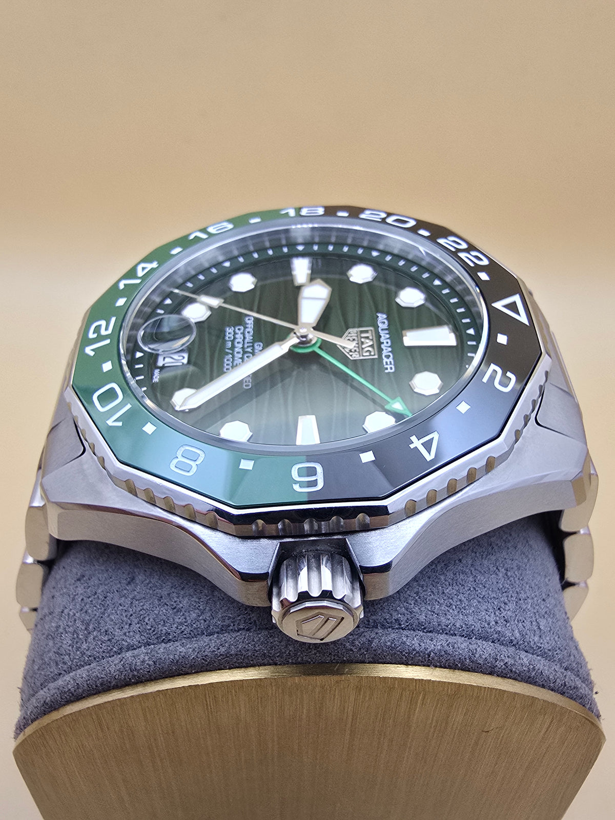 TAG Heuer Aquaracer Green GMT Ceramic 42mm full set 2025 3000eur